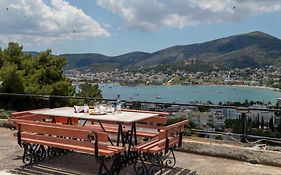 Niki Seaview Apartment